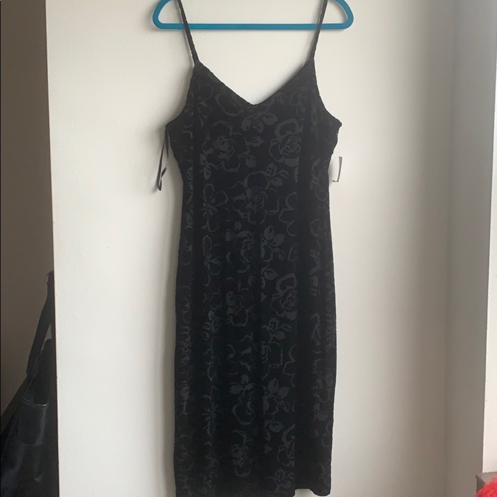 Gorgeous velours back dress